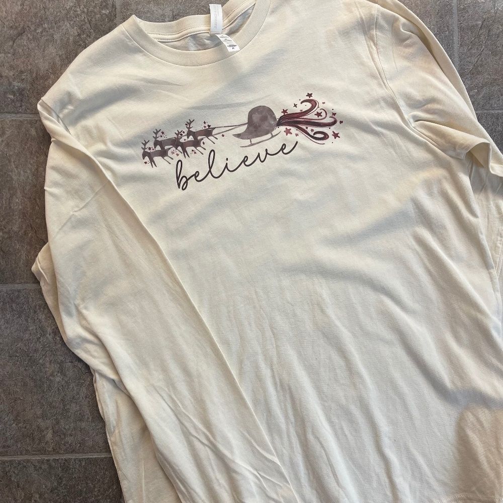 Christmas Believe Shirt‎